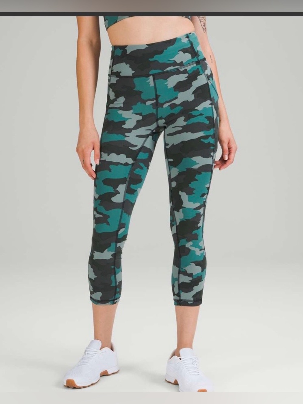 Lululemon Invigorate High Rise Crop - Picture 4 of 10